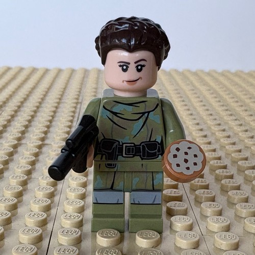 LEGO Advent, Star Wars 🎄 Endor Leia, BLASTER, 75366, DAY 14, CHRISTMAS, 2023 - Picture 7 of 7