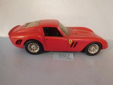 Bburago Ferrari 250 GTO 1962 1:18 Red (needs a wheel) (897)