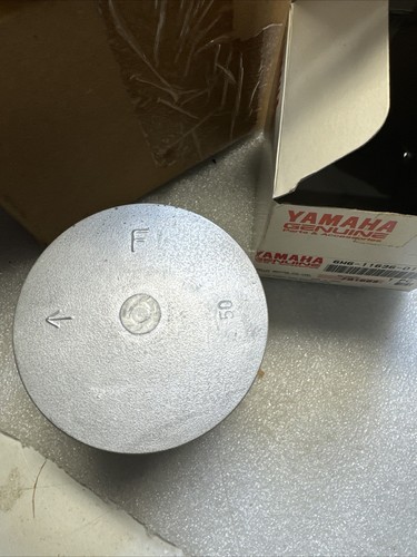 Yamaha OEM 6M6-11636-01 Oversized Piston Genuine - Picture 4 of 5