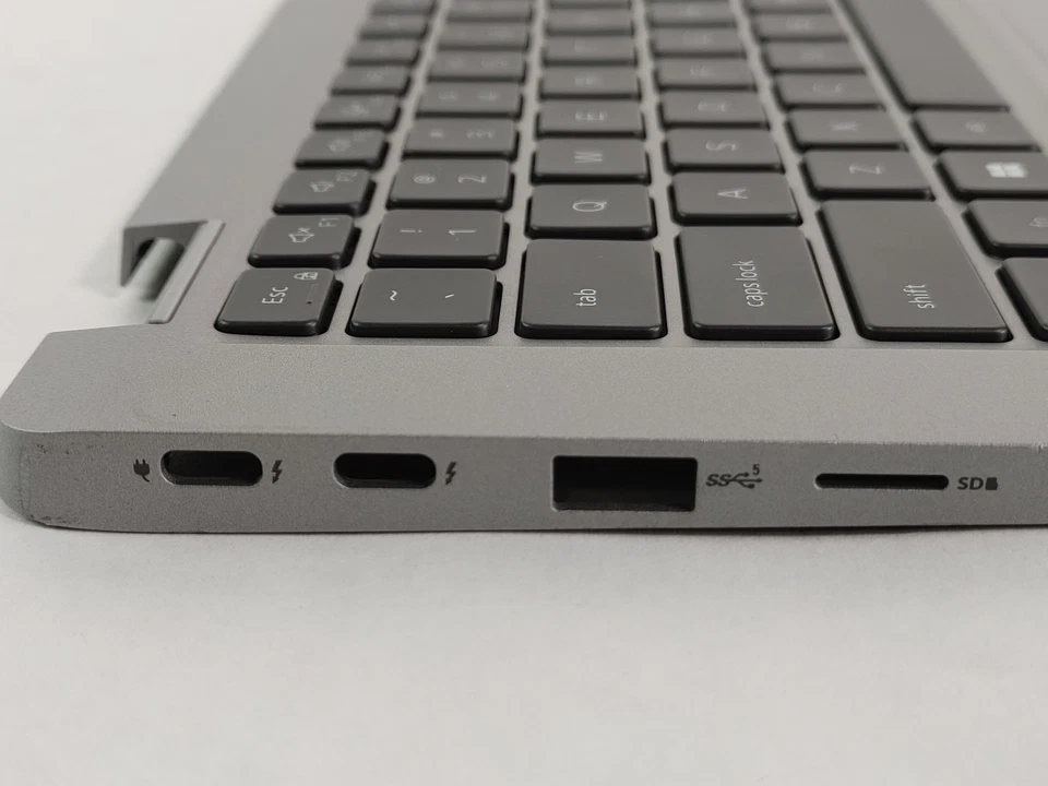 Dell Latitude 5330 Laptop Palmrest Touchpad Assembly 070YP - Image 3 of 4