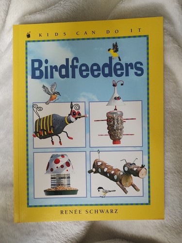 Birdfeeders by Renee Schwarz (2005, Digest Paperback)