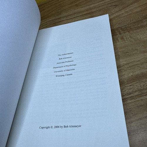 The Authoritarians Paperback By Bob Altemeyer - Picture 7 of 11