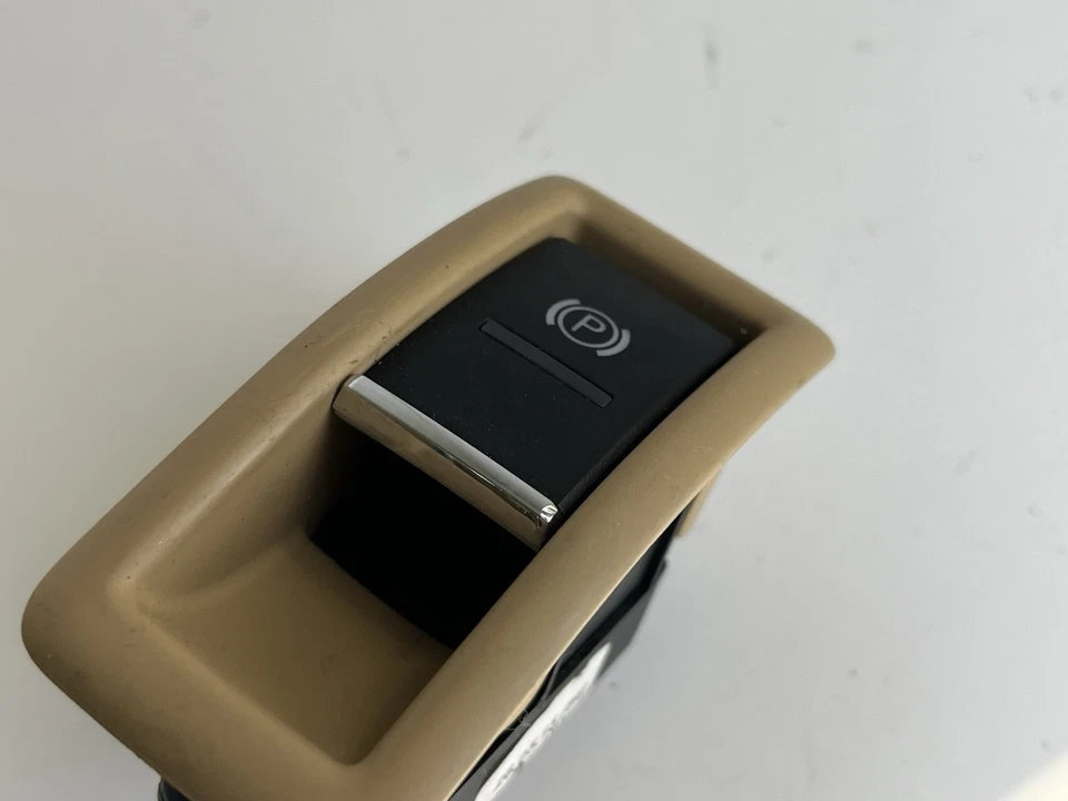 Interruptor electrónico de freno de estacionamiento Porsche Cayman 2015 fabricante de equipos originales Foto 2 de 4