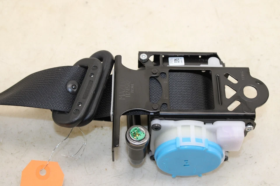 2017-2020 Fiat 124 Spider Left Seat Belt OEM LK132 - Image 3 of 4