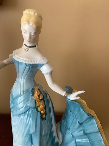 Franklin Mint 1981 Arabella "The Waltz" Figurine 8.5” Mint Condition Make Offer - Picture 6 of 12