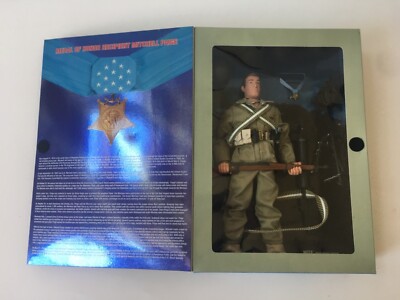 GI Joe Hasbro CLASSIC COLLECTION 1:6 Scale WWII MITCHELL PAIGE