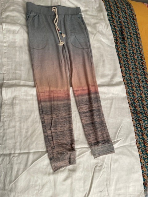Picture 1 of 2