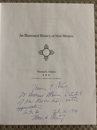 *Signed* An Illustrated History of New Mexico by Thomas E. Chavez (1992, HCDJ) - Picture 2 of 9