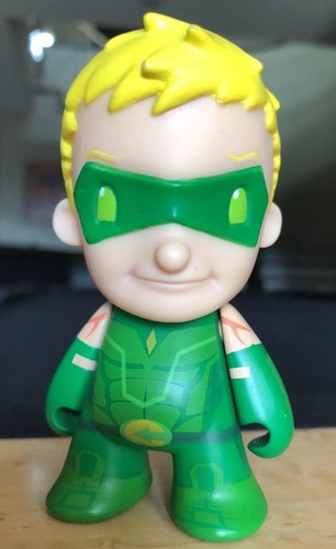 Green Arrow - DC Universe Mini's - Kidrobot - 3" Figure - Fast Free Shipping - Picture 1 of 6