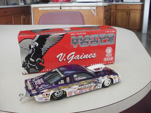 NHRA 1/24 V. GAINES 2002 MATCO TOOL WESTERN MOTORSPORTS CHEVY CAVALIER PRO STOCK - Picture 4 of 9