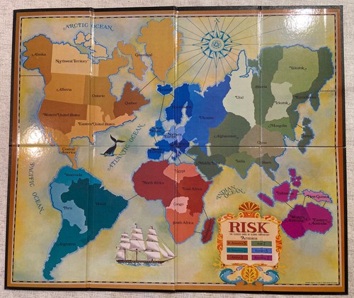 Parker Brothers RISK Vintage Game Collection Wooden Bookshelf Box 2009 Complete - Photo 5 sur 10