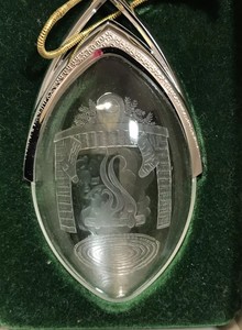 Vintage-Madrigals-Santa-Claus-Christmas-Ornament-1977-4080-70