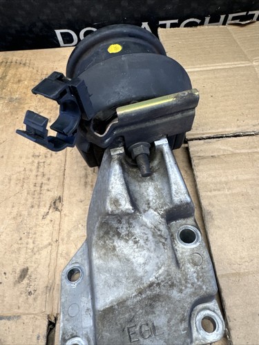 06-08 Infiniti M35 RWD Left Engine Mount and Insulator 11233-EG001 11220-EG001 - Picture 3 of 14