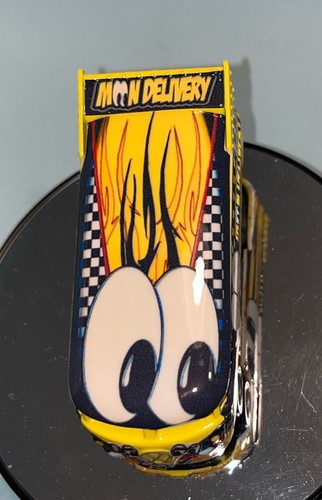 Hotwheels VW DRAG BUS MOON EYES DELIVERY, It’s A Custom MOONEYES, Yellow Vw - Picture 9 of 12