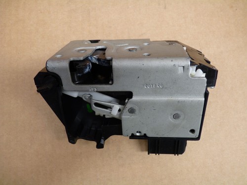 Ford Latch Assembly 6L8Z7826412A (DN3720 DS616 B1) - Picture 3 of 6