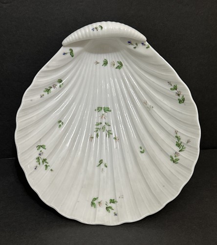 Antique C. 1800 English Shell-Shaped Ribbed Painted Floral Sprig Bowl - Picture 13 of 24