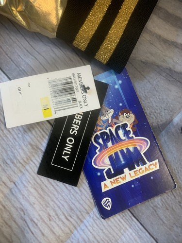 Space Jam X Members Only Looney Tunes Jacket Youth Size M NWT - Picture 4 of 10