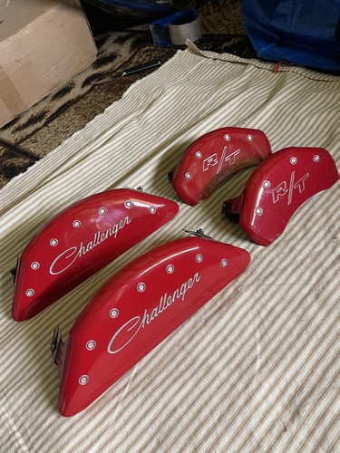 09-10 MGP Red Brake Caliper Covers w/ Cursive Challenger and R/T, Front/Rear