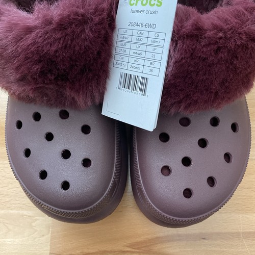 Zuecos de plataforma forrados Crocs Furever Crush talla 7 para mujer 208446-6x4 cereza oscura - Imagen 3 de 8