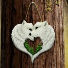 Wolf Lovers Hanging Ornament Plaque Wolves Resin Figurine New & Boxed 20cm