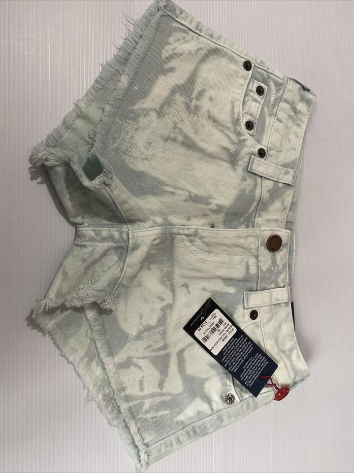True Religion Jean Shorts Mid Rise Keira W25 RRP £139 - Image 1 of 4