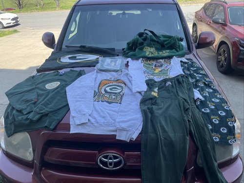 Vintage NFL Green Bay Packers Duffle Bag Pants Brett Favre T Shirt Sweat Shirts