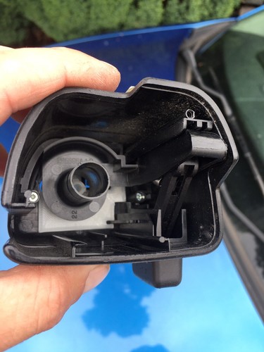 VW Passat B5.5 Estate + Mk4 Golf / Bora 98-05 Parcel Shelf Repair Kit - Picture 8 of 9