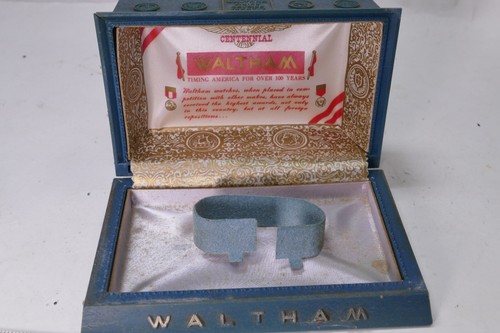 VINTAGE WALTHAM Blue Watch Box Collectible Men's Size Presentation - Picture 2 of 7