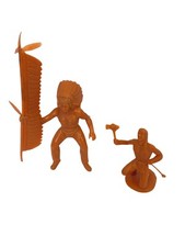 LOUIS MARX TOY Indian Chief Western Playset Plastic Figure2 Vintage 1964