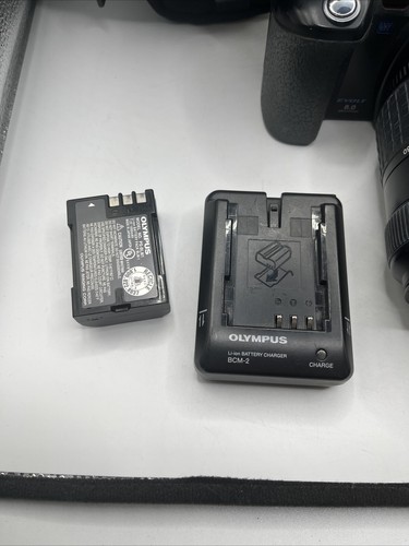 Olympus EVOLT E-500 8,0 megapixel fotocamera reflex digitale - nero con obiettivo 40-150 m e 2 batterie - Foto 2 di 12