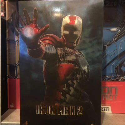 Hot Toys Iron Man 2 Mark V 5 Tony Stark Action Figure MMS145 Marvel - Photo 1/4