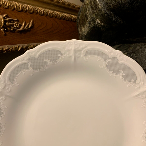 Tirschenreuth Baronesse Orleans 10 1/4" Dinner Plate Embossed w/Gray Germany - Picture 2 of 9