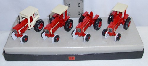 ERTL INTERNATIONAL MODEL IHC "66" FARM TRACTOR 1:64 FOUR PIECE SET BOXED - Picture 4 of 4
