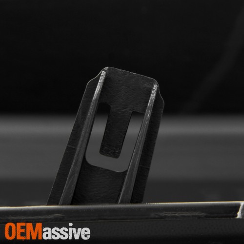 Tapa exterior de parachoques negra para Toyota Tacoma 2016+ sin sensor de estacionamiento derecho - Imagen 4 de 5