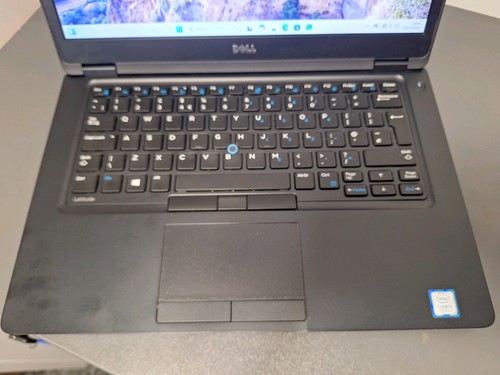 Dell 5480 Laptop - i5 - 12GB RAM- Windows 11 - 250GB SSD - 6hr Battery - Afbeelding 2 van 13