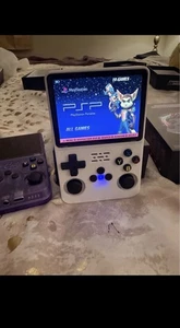 R36S Console de jeu rétro portable 64GB Wi-Fi USB-C 480p Blanc/Purple