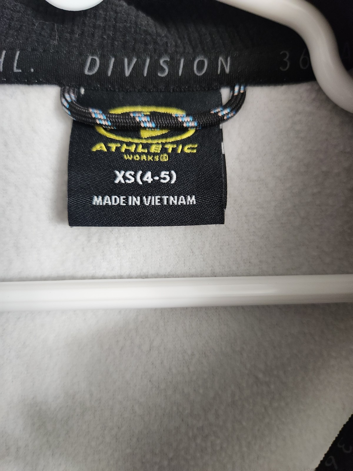 Picture 3 of 4