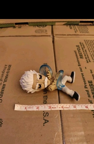 Youtooz: One Punch Man Collection - Silver Fang Vinyl Figure Toy You Tooz 5.5" - Picture 6 of 6