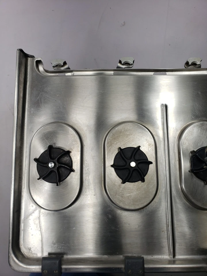 Dispensador de bebidas frías Crathco Ltd CS-4E/2D/3D-16 máquina burbujeadora probada Foto 4 de 4