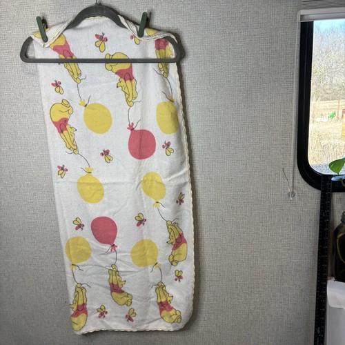 60’s Vintage SEARS Winnie the Pooh Baby Blanket Flannel Balloon 36”x32” Crib - Picture 6 of 6