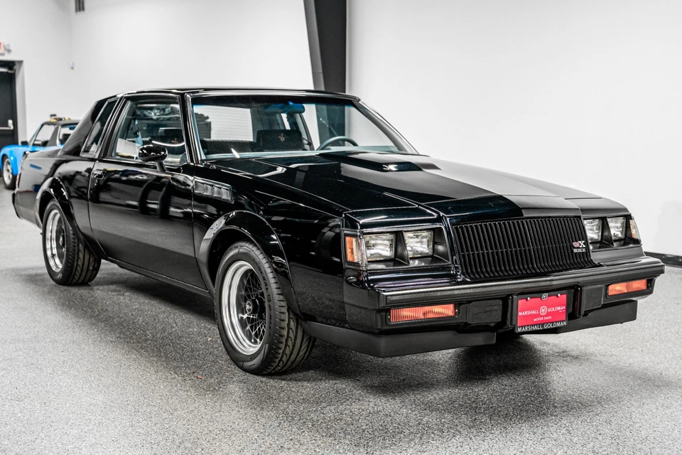 Buick Grand National GNX 1987 - Super Low Mile Survivor, muy original, #28 Foto 3 de 4