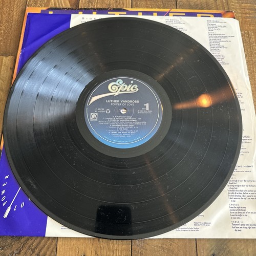 LUTHER VANDROSS Power Of Love EPIC Records LP 1991 E 46789 - Picture 6 of 6