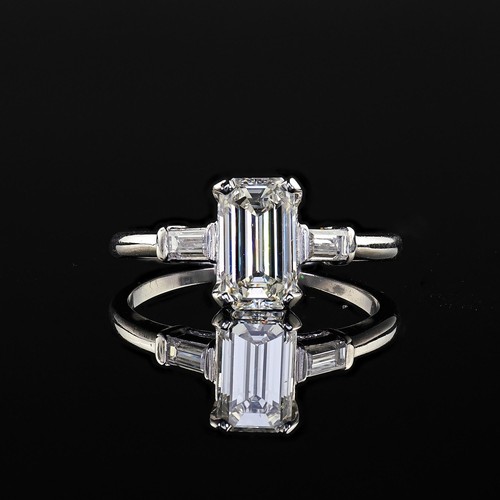 Vintage Retro Platinum Emerald Cut Diamond Engagement Ring - GIA - Picture 6 of 10