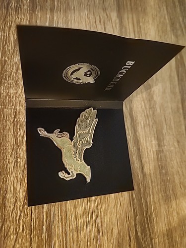 Loot Crate Harry Potter Wizarding World lapel pin, Buckbeak, magical creatures - Picture 1 of 3