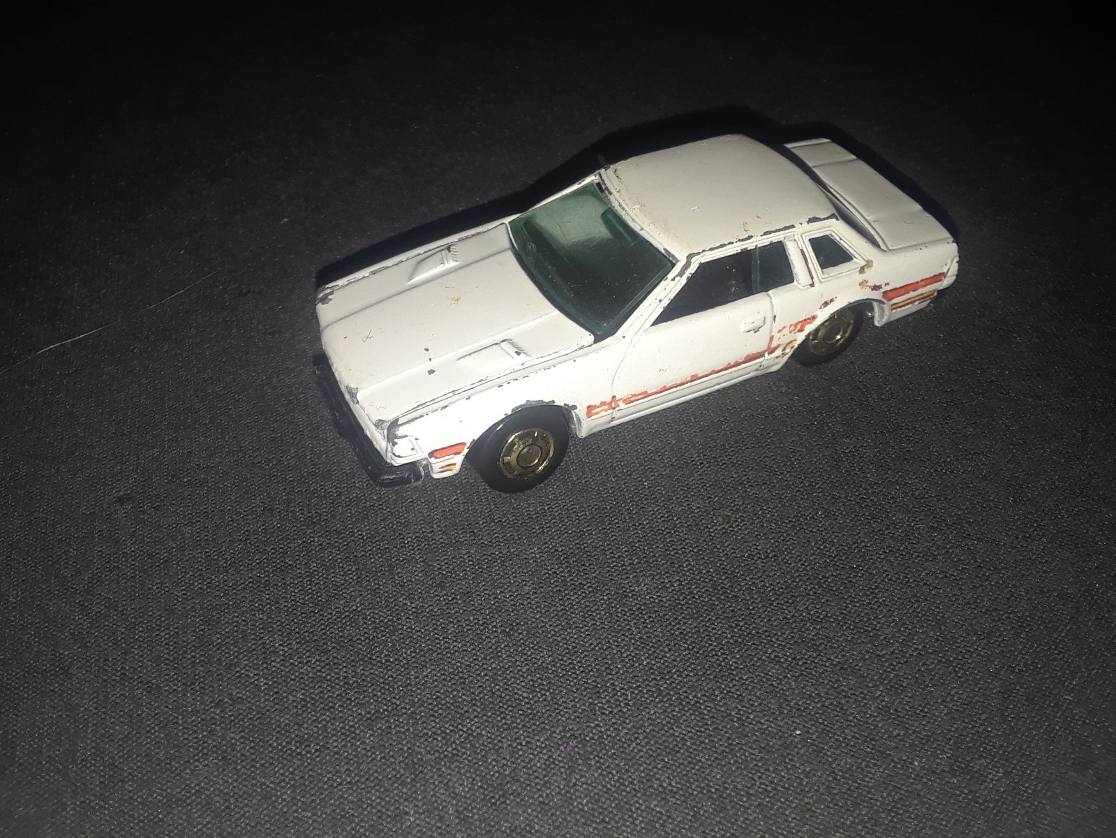Picture 1 of 3