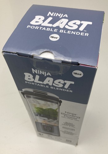 Licuadora portátil Ninja Blast 18 oz. USB-C inalámbrico recargable - Imagen 2 de 8