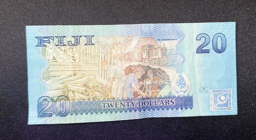 2012 / 2013 Fiji 20 DOLLARS BANKNOTE CURRENCY UNC