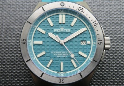 Fortis Marinemaster M-40 Men's 40mm Stainless Steel Automatic Wristwatch w/Box