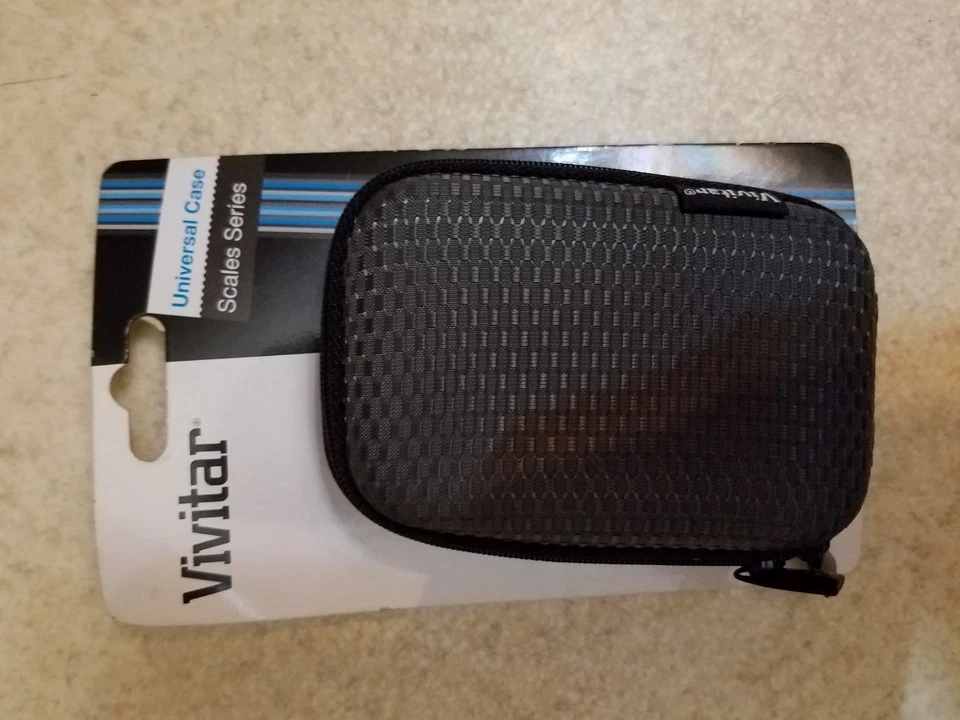 New Vivitar VIVFSC4GRY camera case universal camera case gray scales series - Image 2 of 2