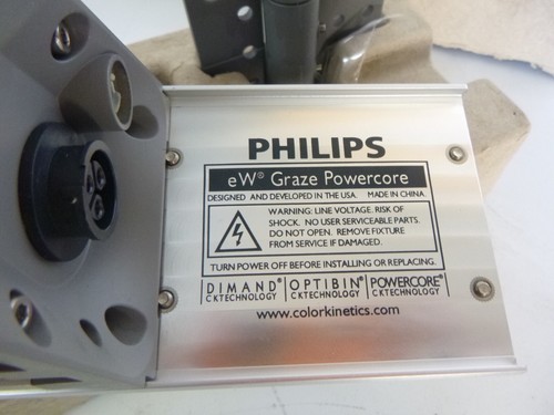 Philips 523-000030-12 12" eW Graze Powercore LED Light 277 VAC 2700K - NEW - Picture 5 of 12